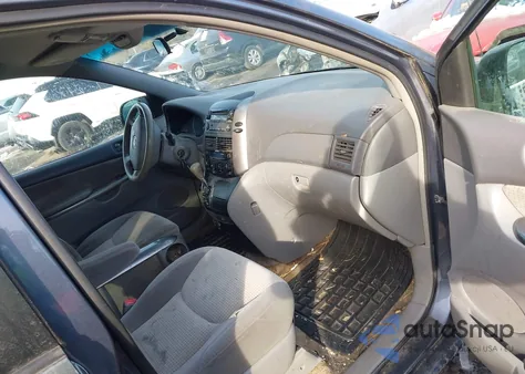 2010 Toyota Sienna Le из США, поврежденный, VIN 5TDKK4CC8AS300187